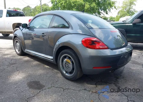 2012 Volkswagen Beetle 2.5L from USA, damaged, VIN 3VWHP7AT8CM628371